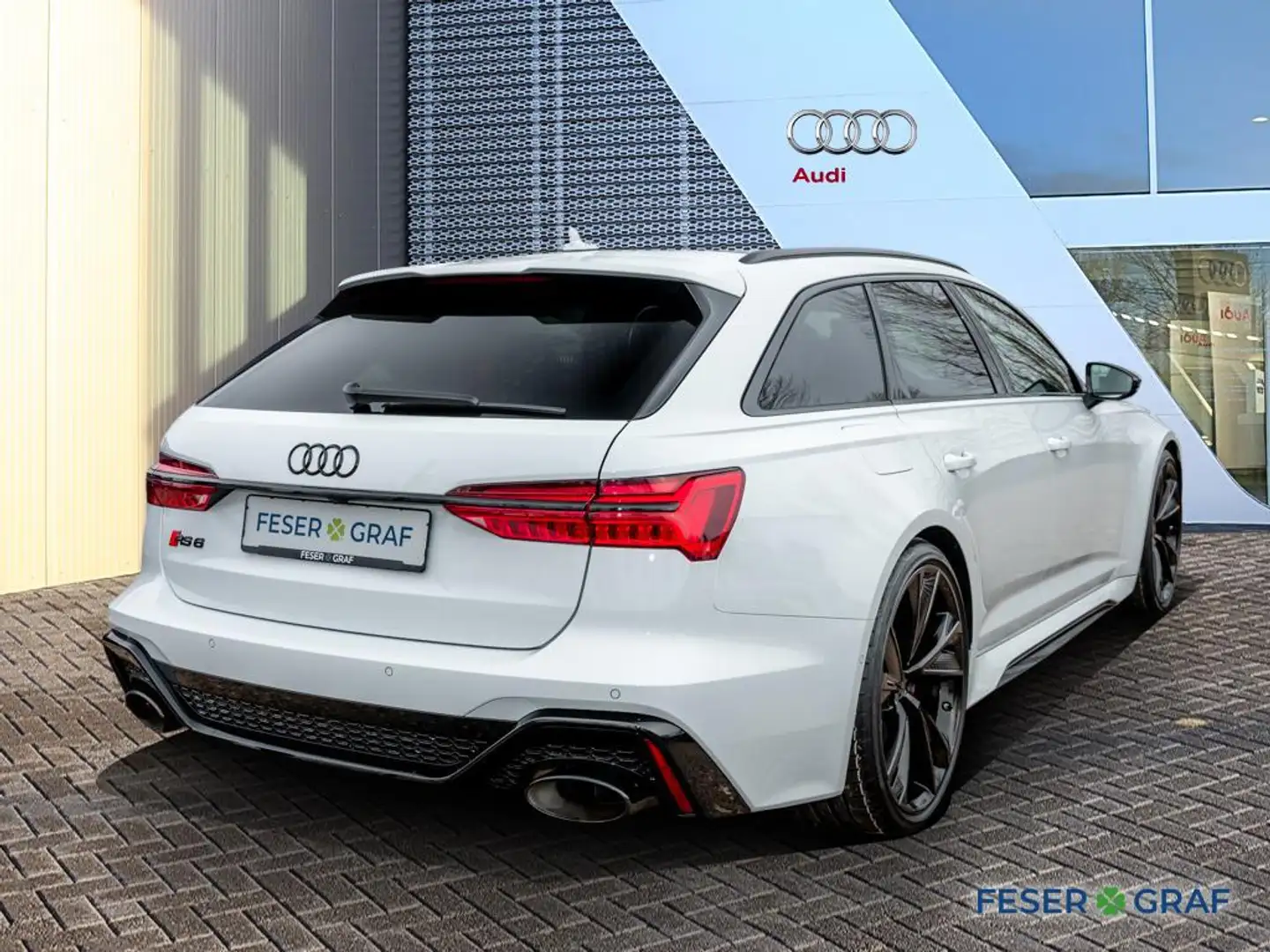 Audi RS6 Avant Dynamik+/HD-Matrix/HuD/Pano/AHK Blanc - 2