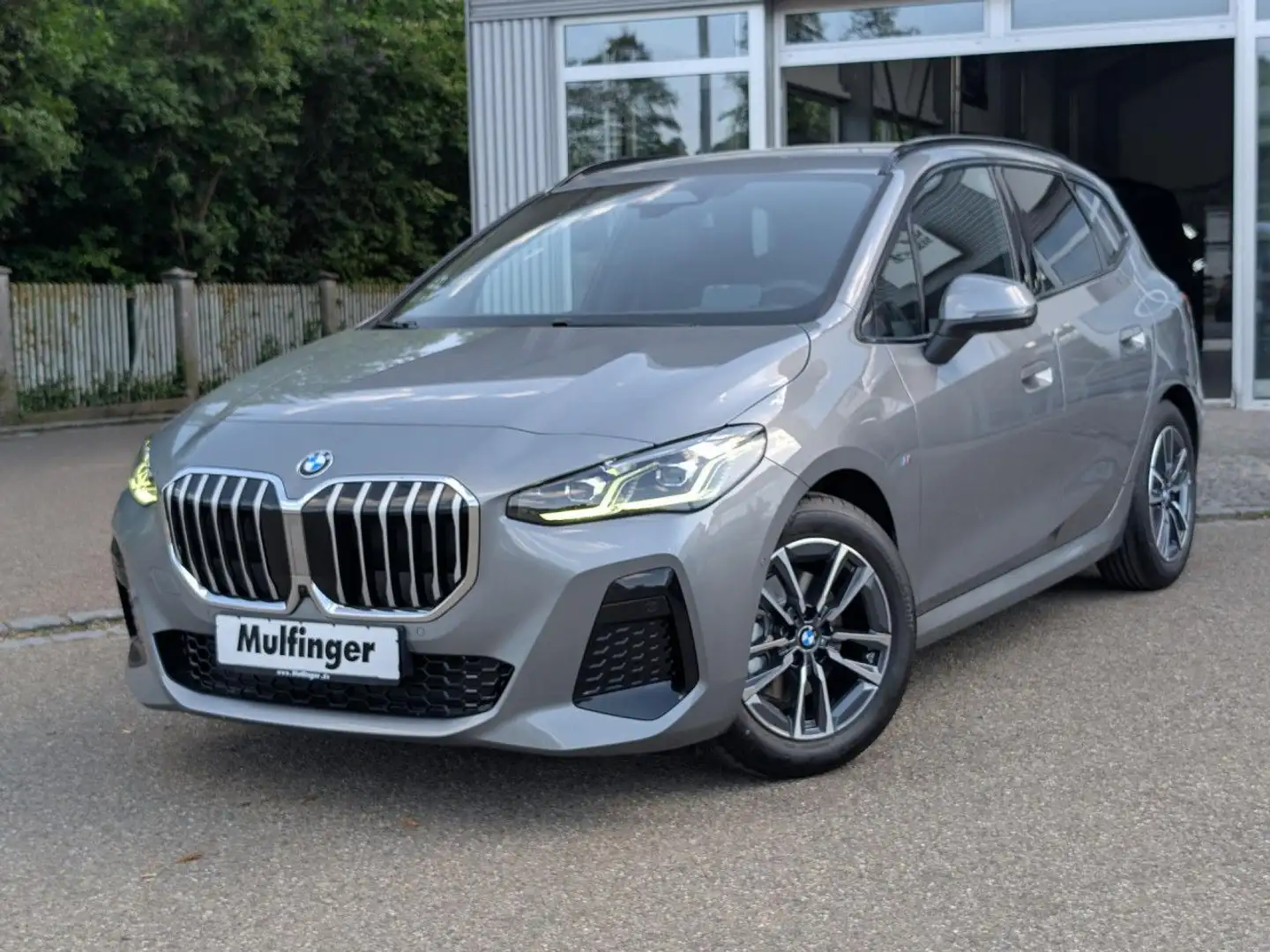 BMW 218 i AT. M Sport ACC HUD SurrView H/K Aktivs.AHK Grau - 2