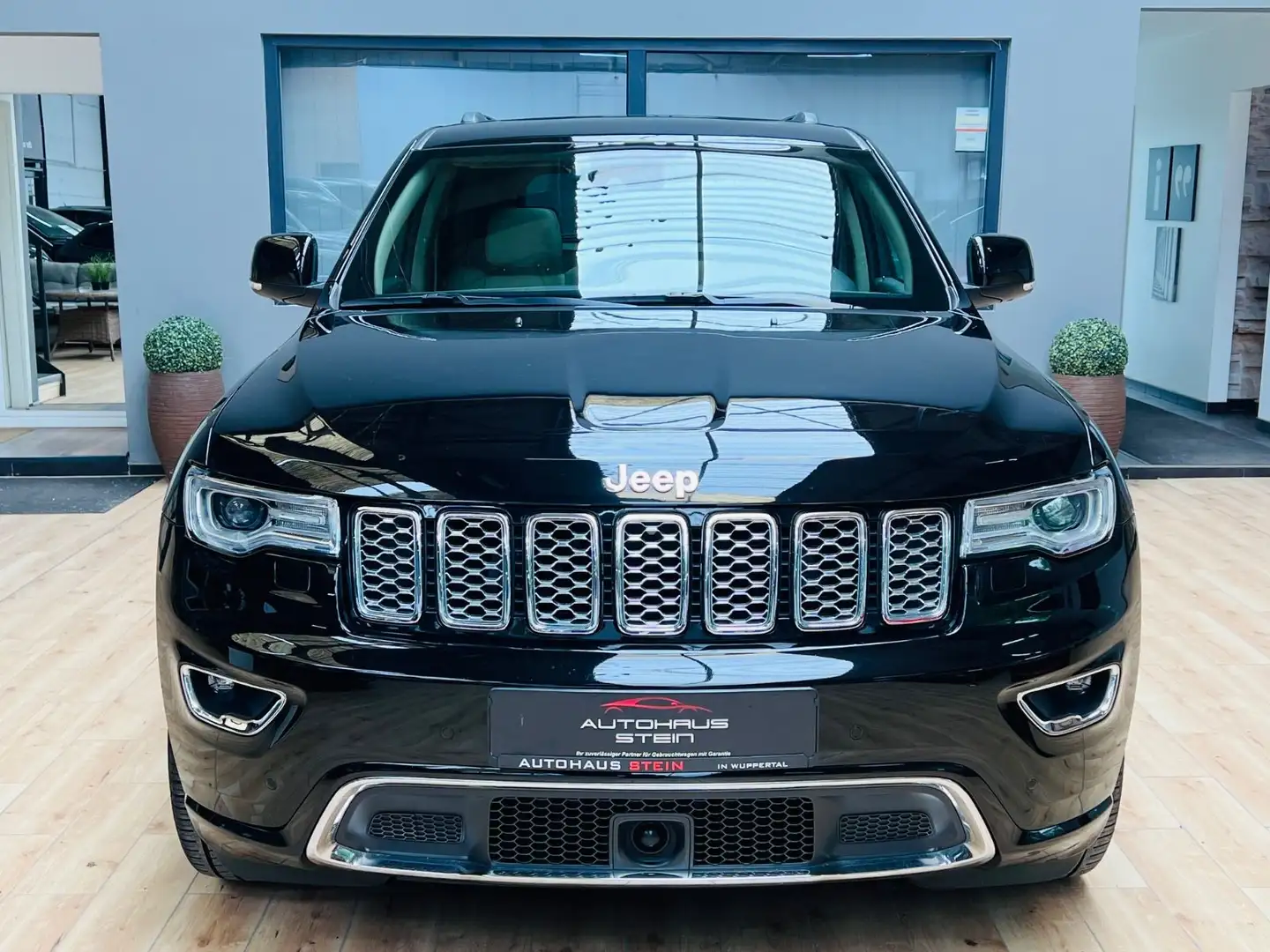 Jeep Grand Cherokee 3.0/ 4x4 / Leder / 1.Hand / Navi Schwarz - 2