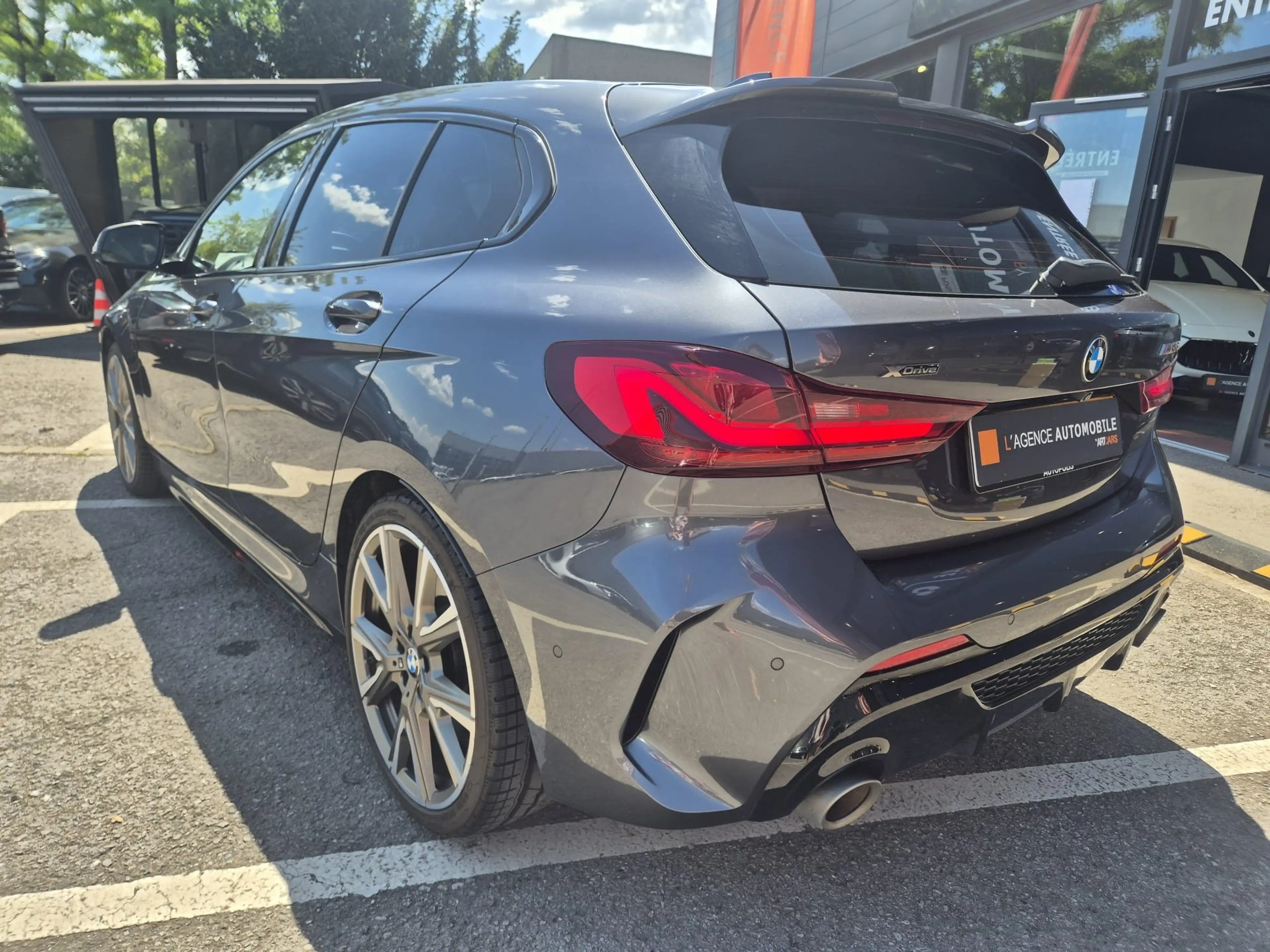 BMW 135 M135i xDrive jusqu'à 48 mois de garantie — photo 7