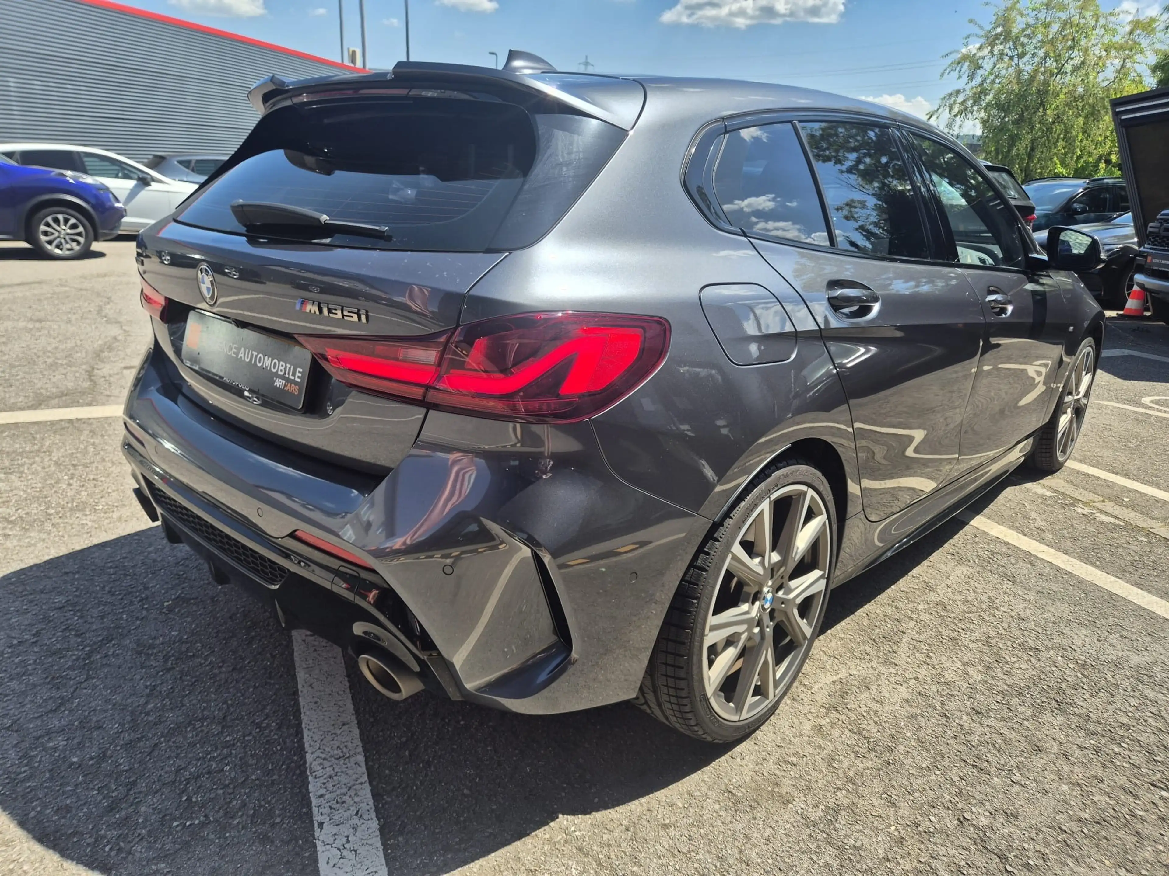 BMW 135 M135i xDrive jusqu'à 48 mois de garantie — photo 5
