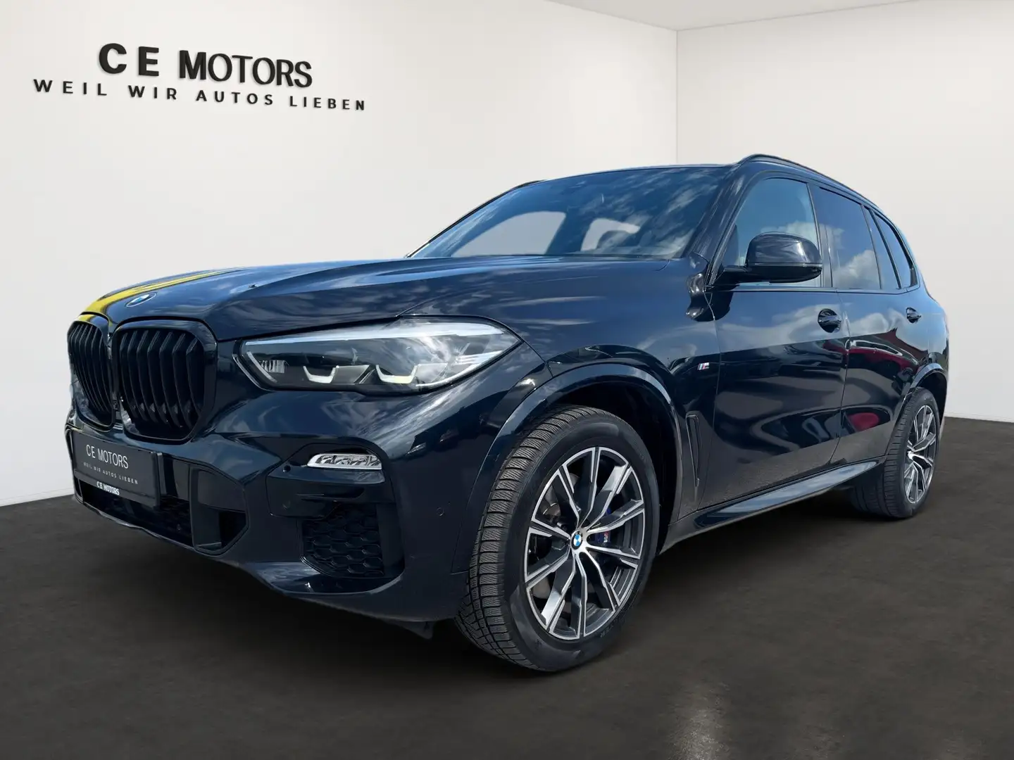 BMW X5 xDrive30d | M-PAKET | SCHIEBEDACH Zwart - 1