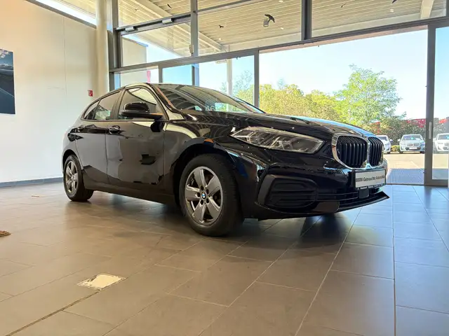 BMW 1 Series view 29
