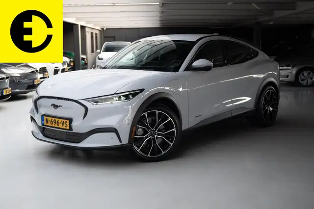 Ford Mustang Mach-E RWD 75 kWh | B&O Audio | Dode hoekhoek| Stuurverwa