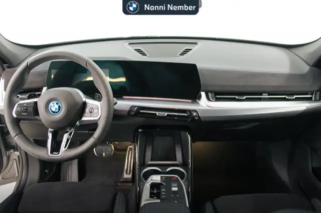 BMW X1 view 9