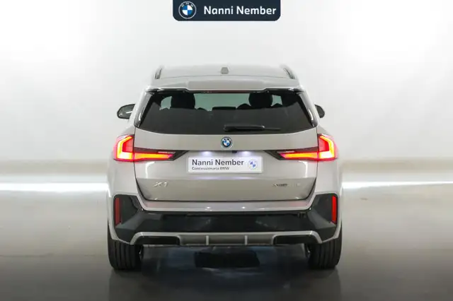 BMW X1 view 4