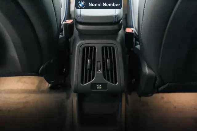 BMW X1 view 14