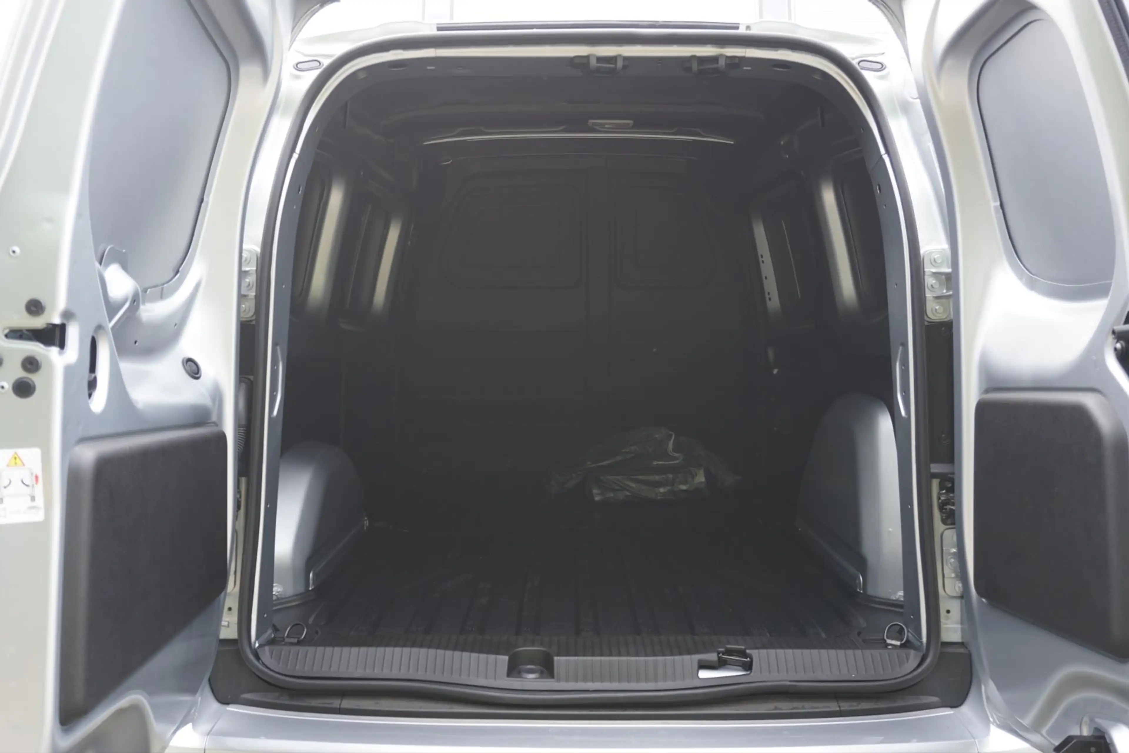 Mercedes-Benz Citan eCitan 112 Pro L2 Business Solution 51 kWh — photo 19