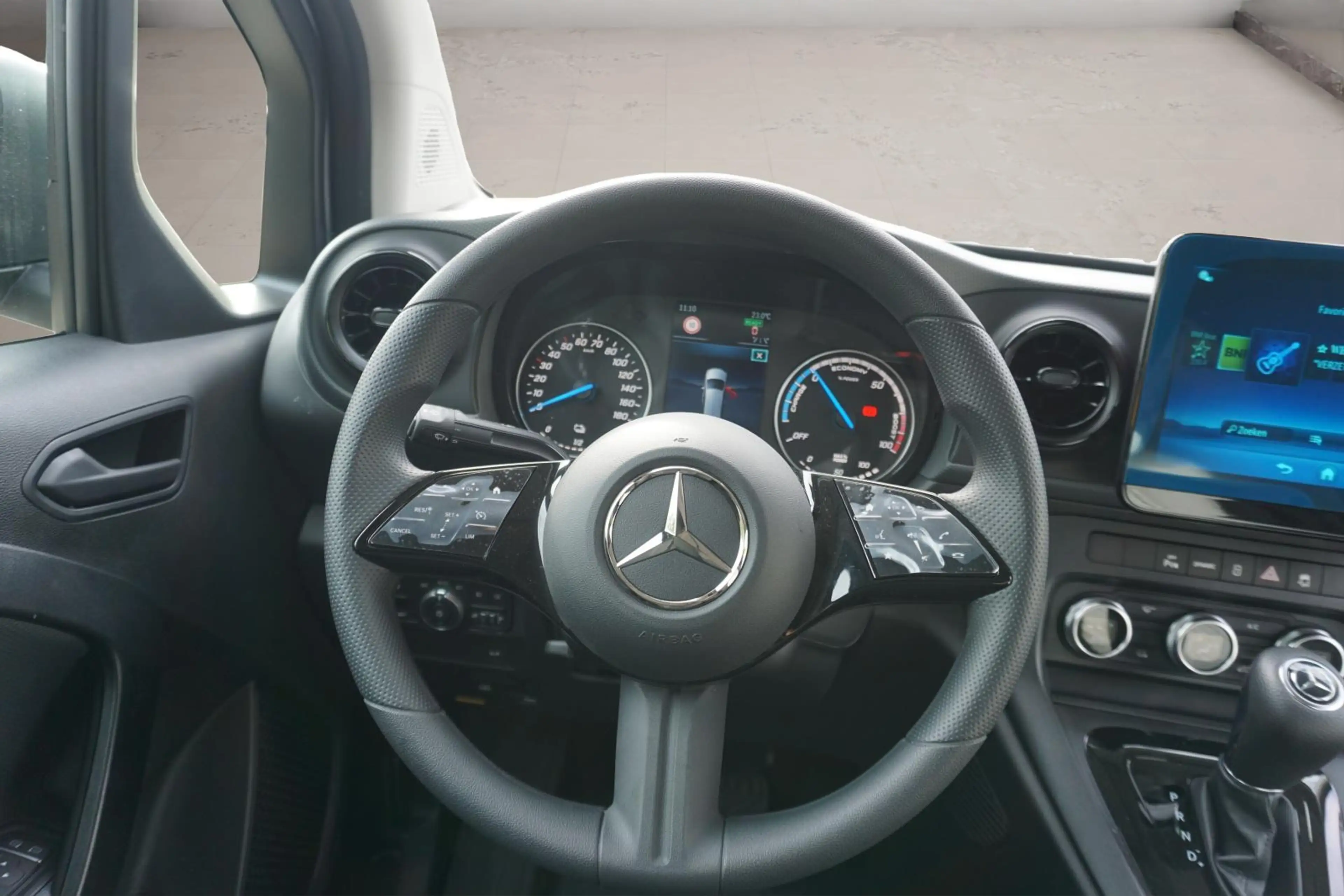 Mercedes-Benz Citan eCitan 112 Pro L2 Business Solution 51 kWh — photo 9