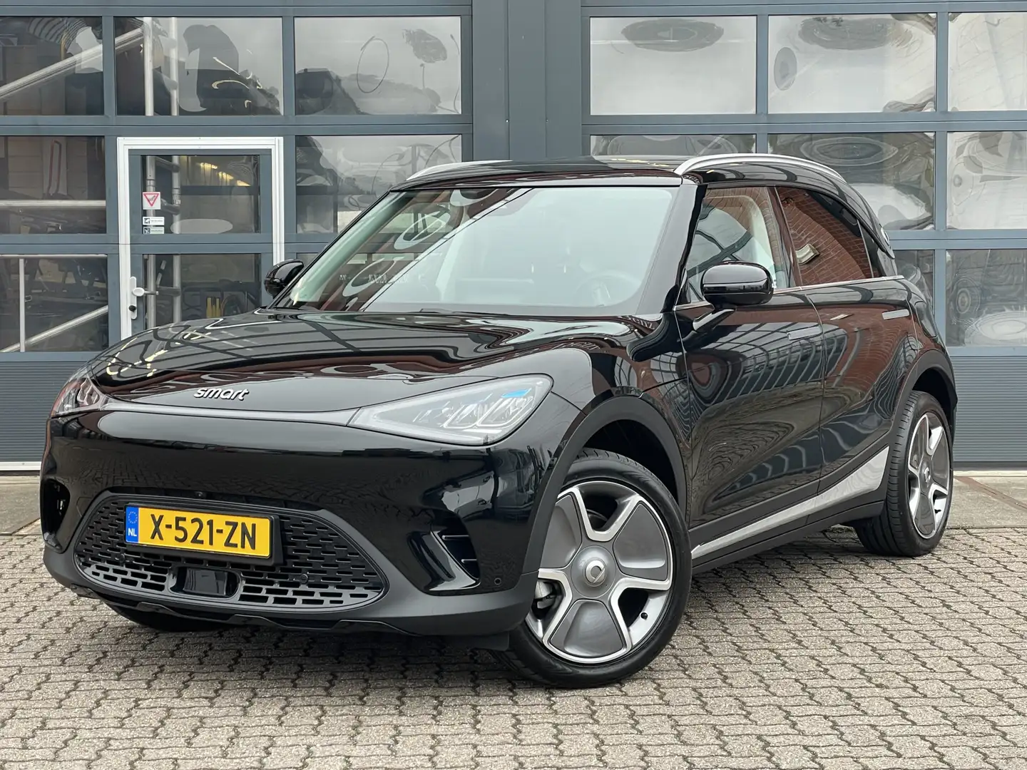 smart #1 Pro+ 66 kWh | Panoramadak | Memorystoelen | 360° C Zwart - 2