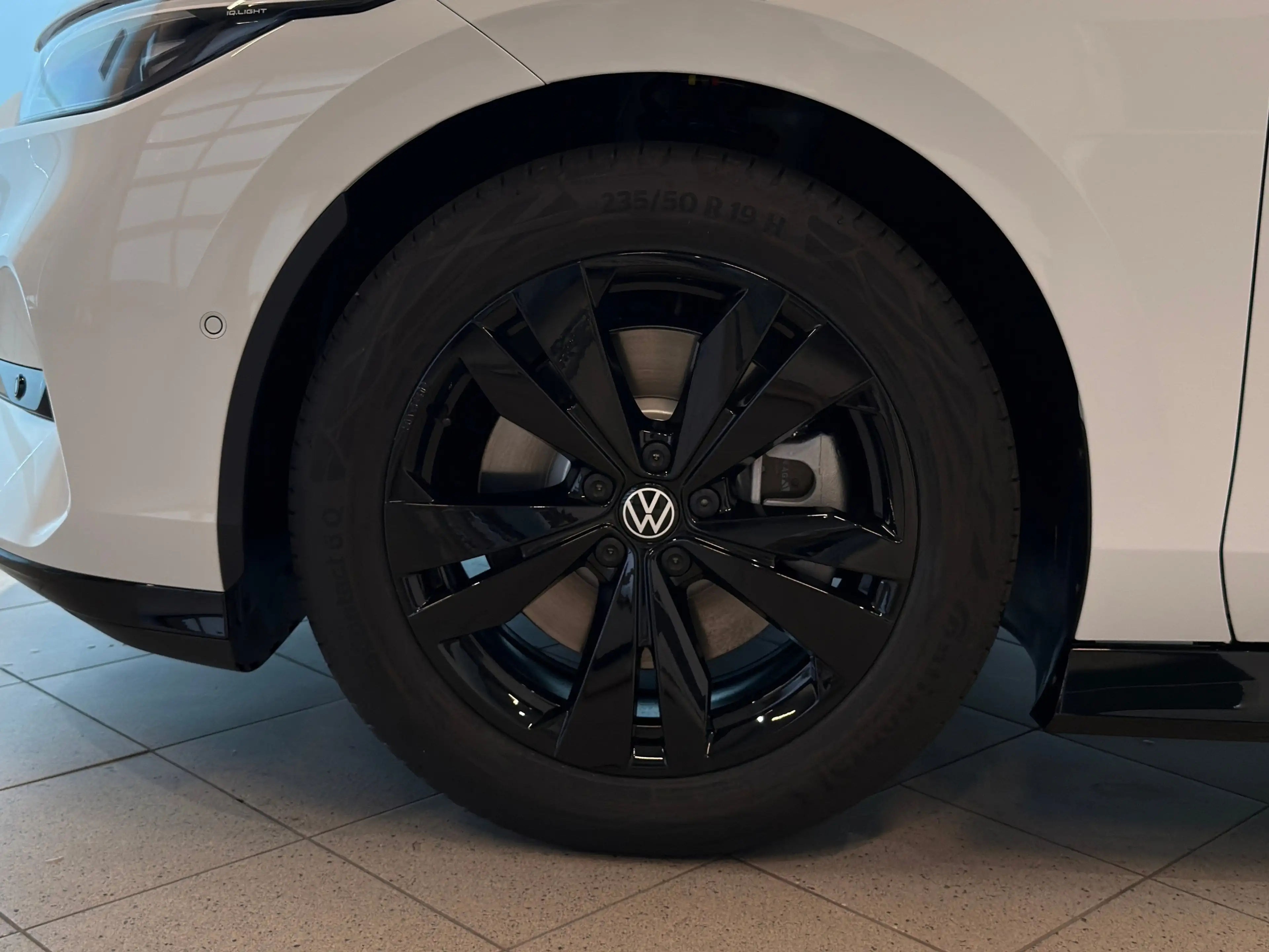 Volkswagen ID.7 Tourer Pro S 210 kW (286 PS) 86 kWh 1-Gang-Automat — photo 4