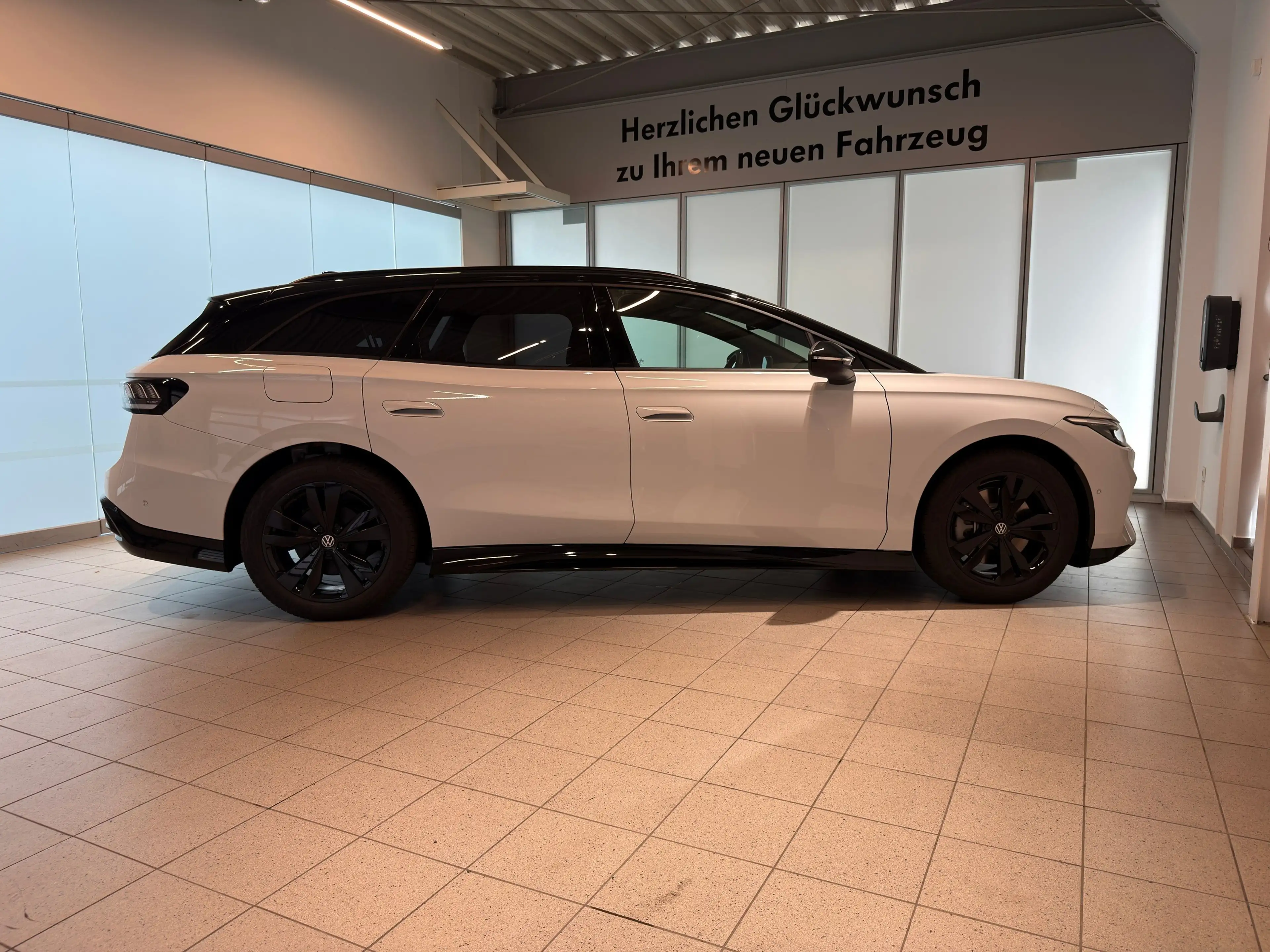Volkswagen ID.7 Tourer Pro S 210 kW (286 PS) 86 kWh 1-Gang-Automat — photo 6