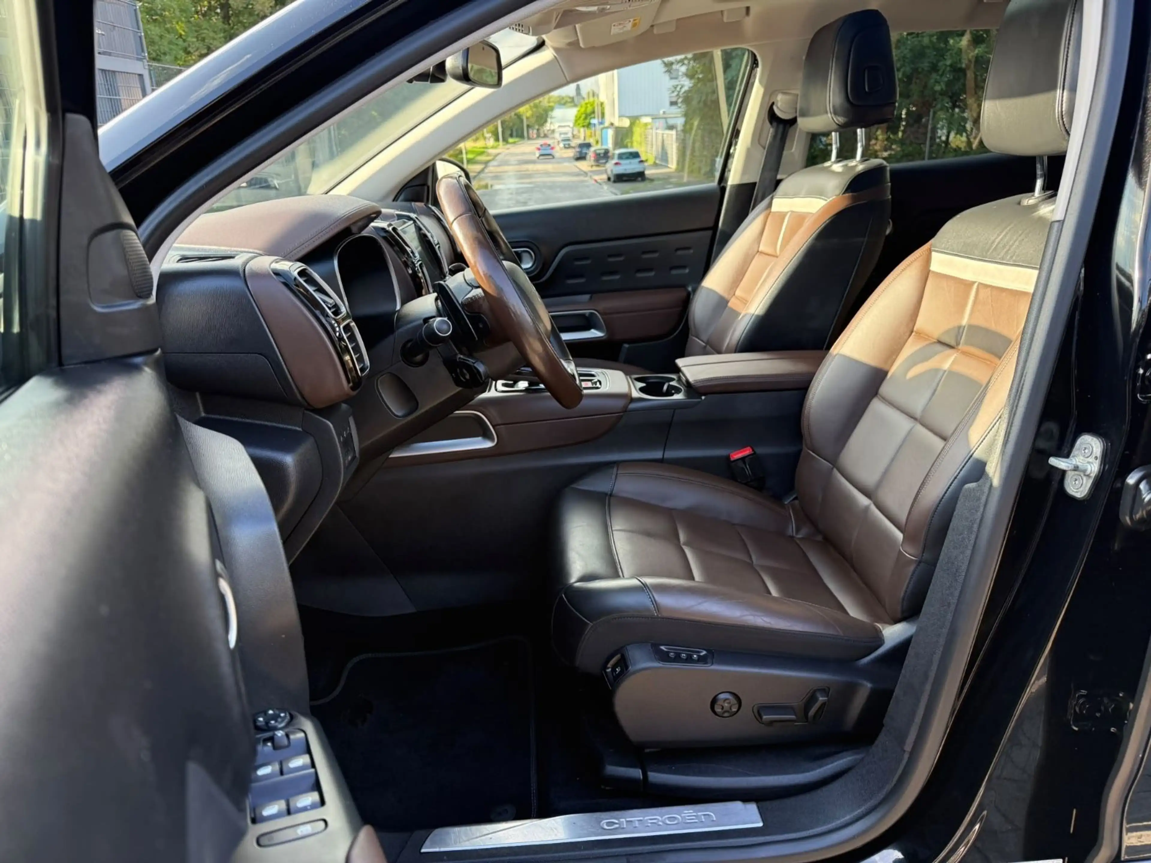 Citroen C5 Aircross Shine — photo 10