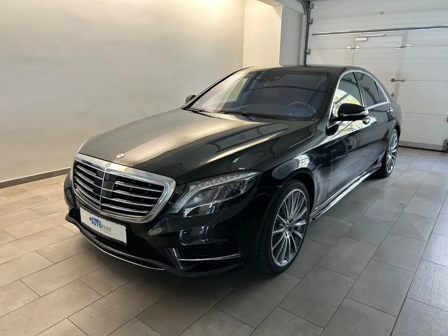 Mercedes-Benz S 350 S -Klasse Lim. BlueTec / d 4Matic Schwarz - 1