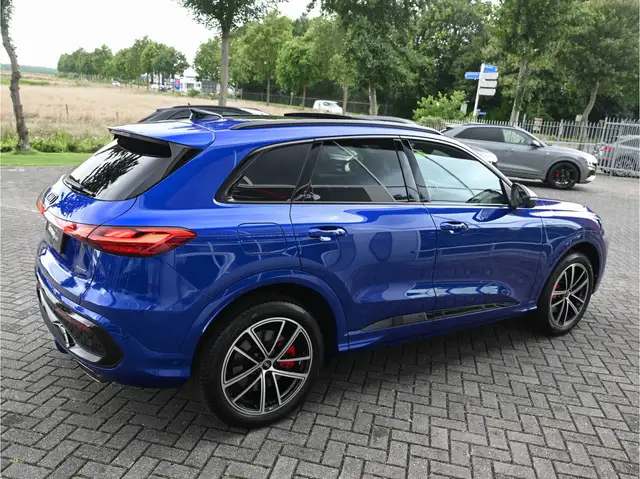Audi Q5 view 14