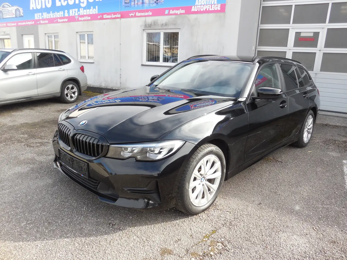 BMW 318 d Advantage Schwarz - 2
