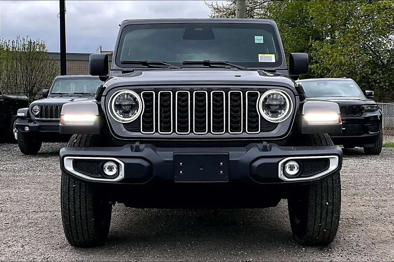 Jeep Wrangler снимка Jeep Wrangler