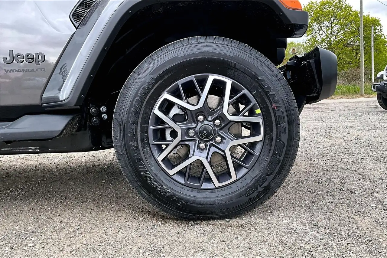 Jeep Wrangler снимка Jeep Wrangler