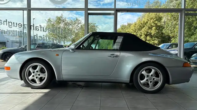 Porsche 993 view 12