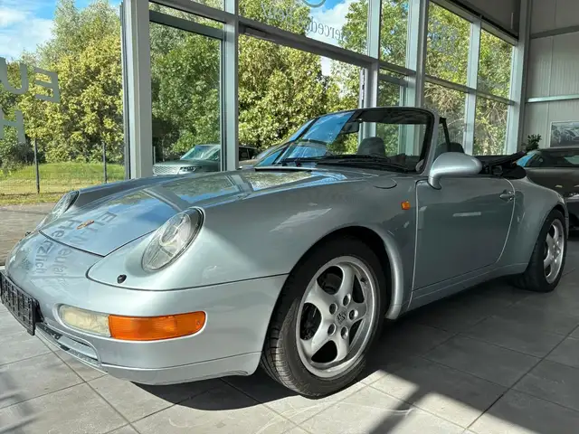 Porsche 993 view 6