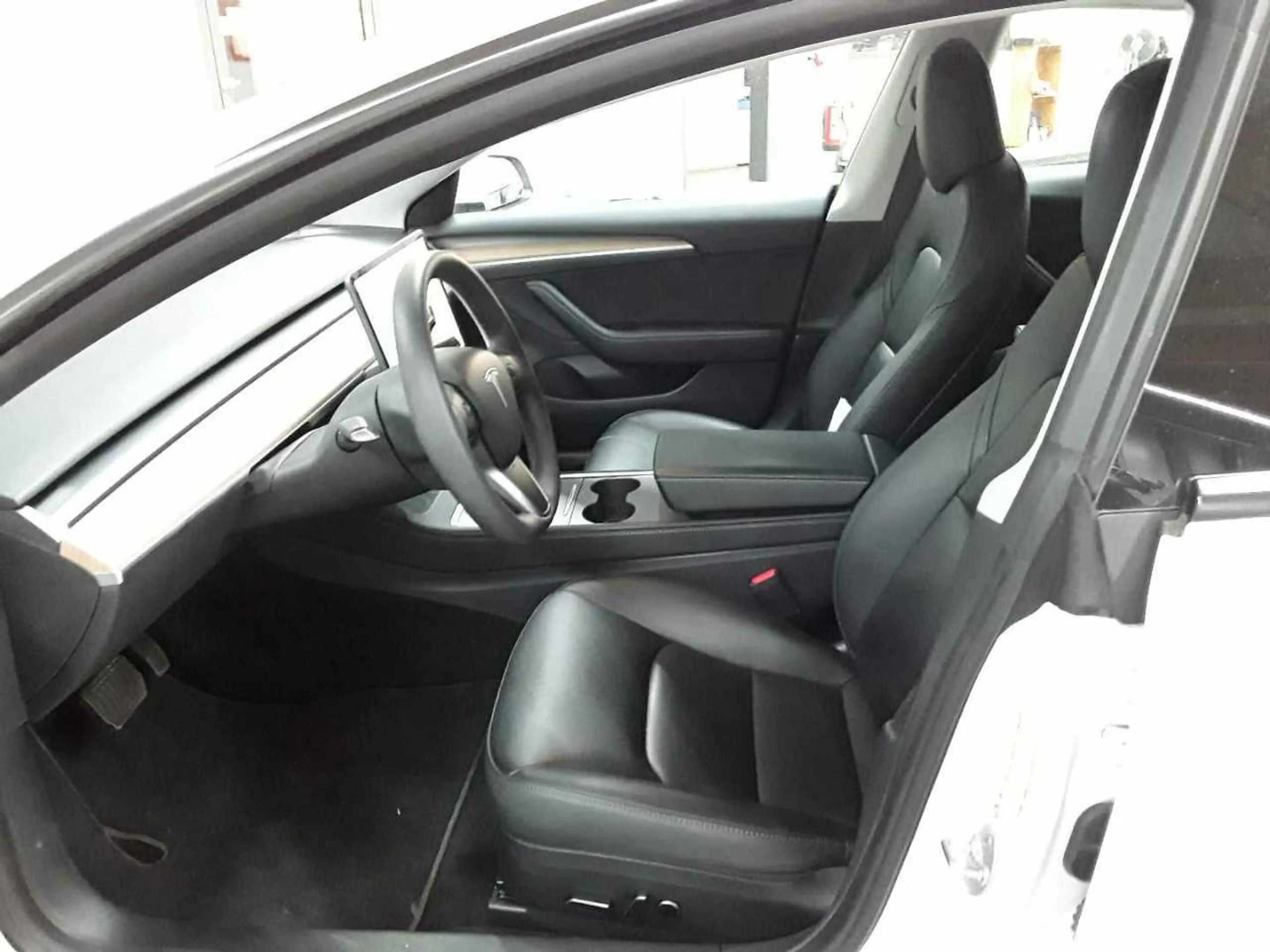 Tesla Model 3 Model 3 RWD Hinterradantrieb Navi Leder — photo 7