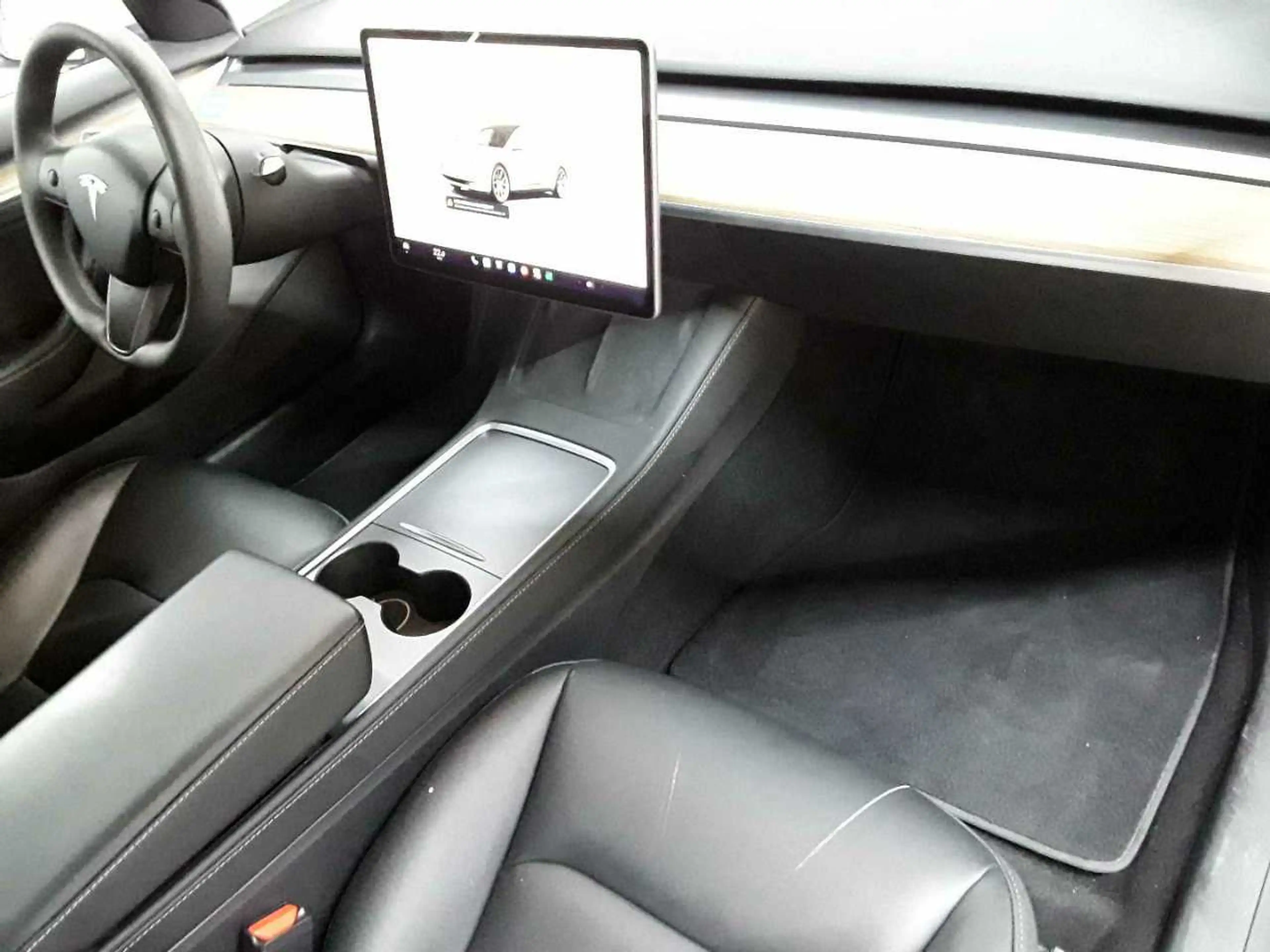 Tesla Model 3 Model 3 RWD Hinterradantrieb Navi Leder — photo 9