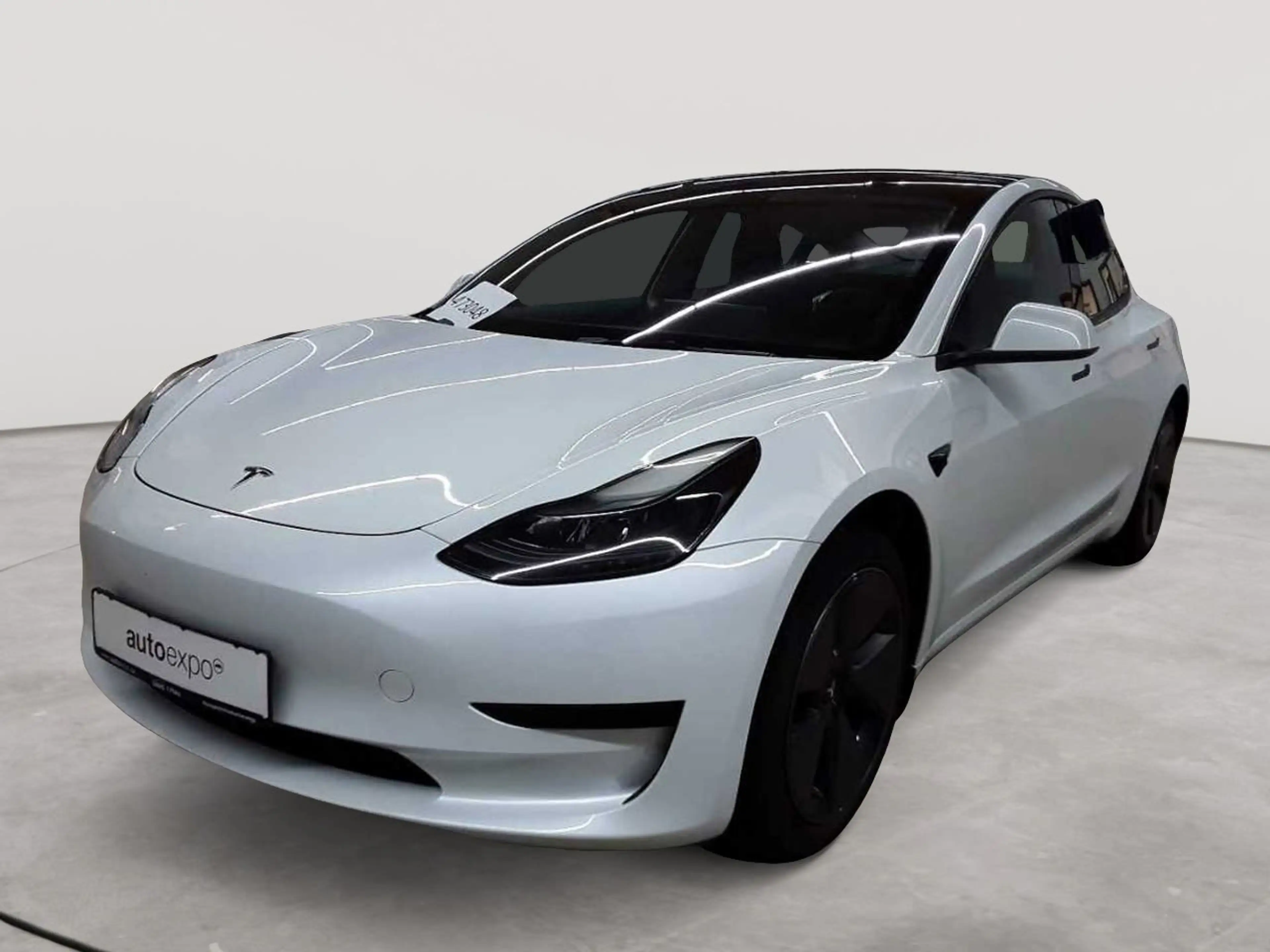 Tesla Model 3 Model 3 RWD Hinterradantrieb Navi Leder — photo 2