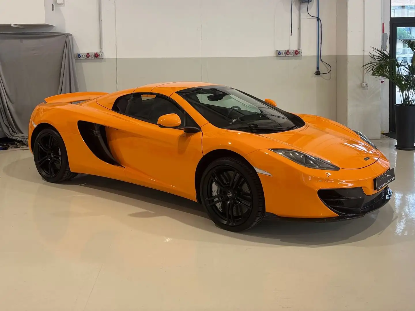 McLaren MP4-12C Spider 50th Anniversay Edition  1 OF 50 Portocaliu - 2