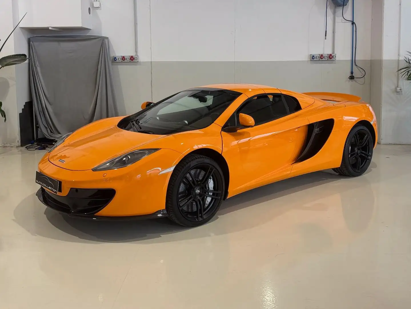 McLaren MP4-12C Spider 50th Anniversay Edition  1 OF 50 Portocaliu - 1