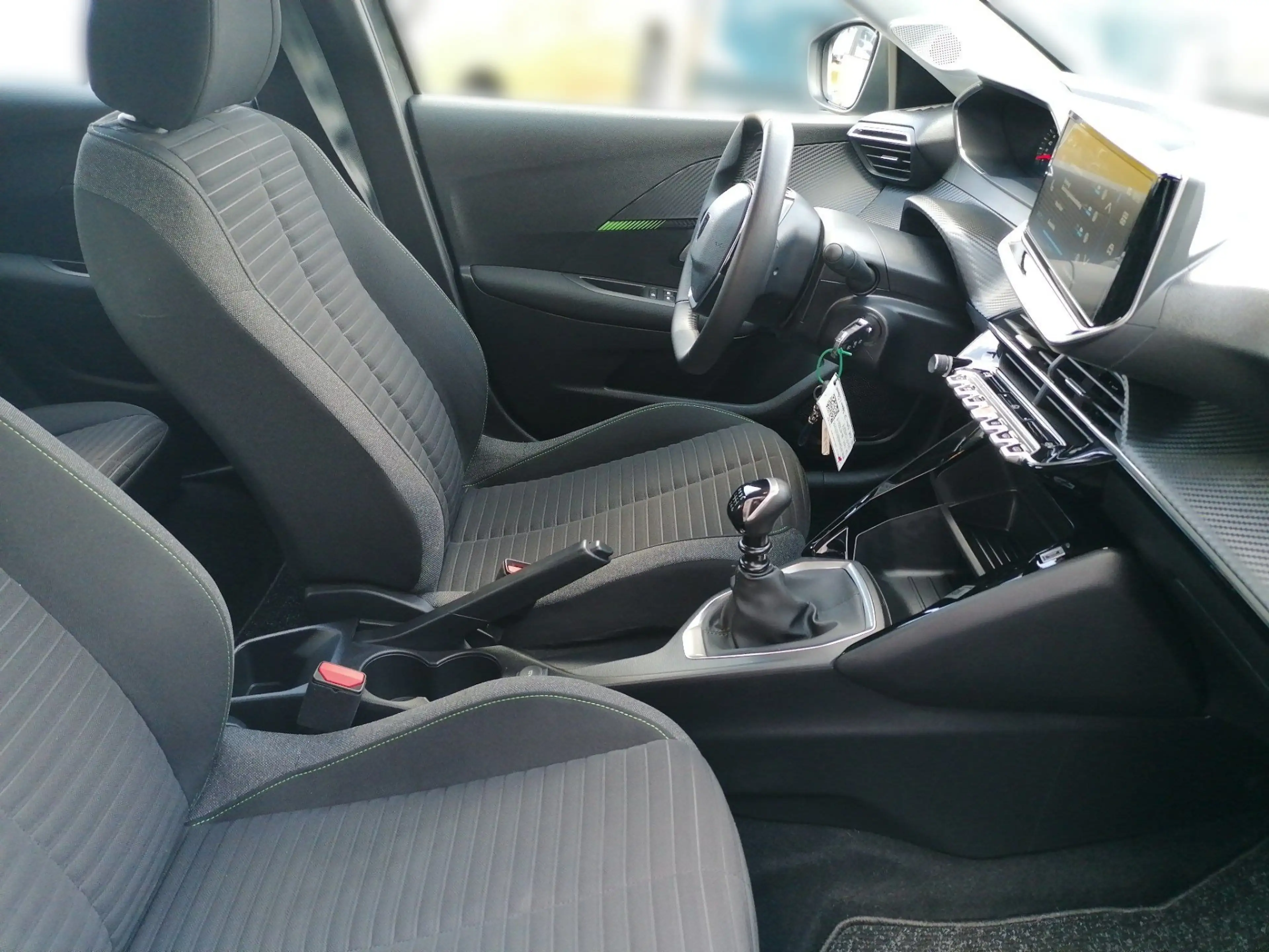 Peugeot 208 1.2 PureTech 100 Active Sitzheiz. Facelift — photo 13