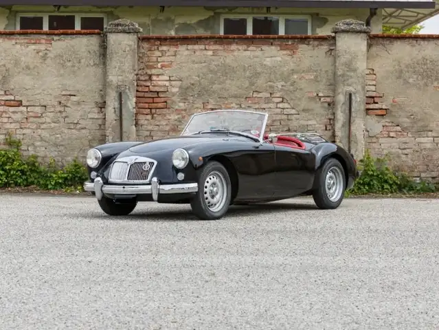 MG MGA