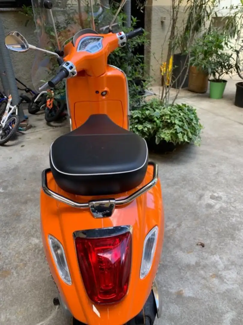 Vespa Sprint S 125 Orange - 2