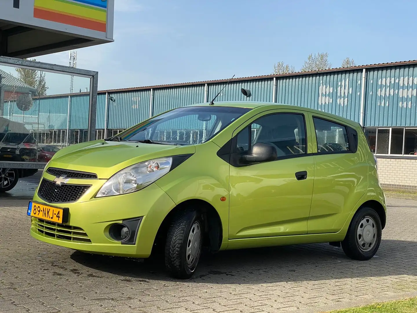 Chevrolet Spark 16 V 1.0 + - 2