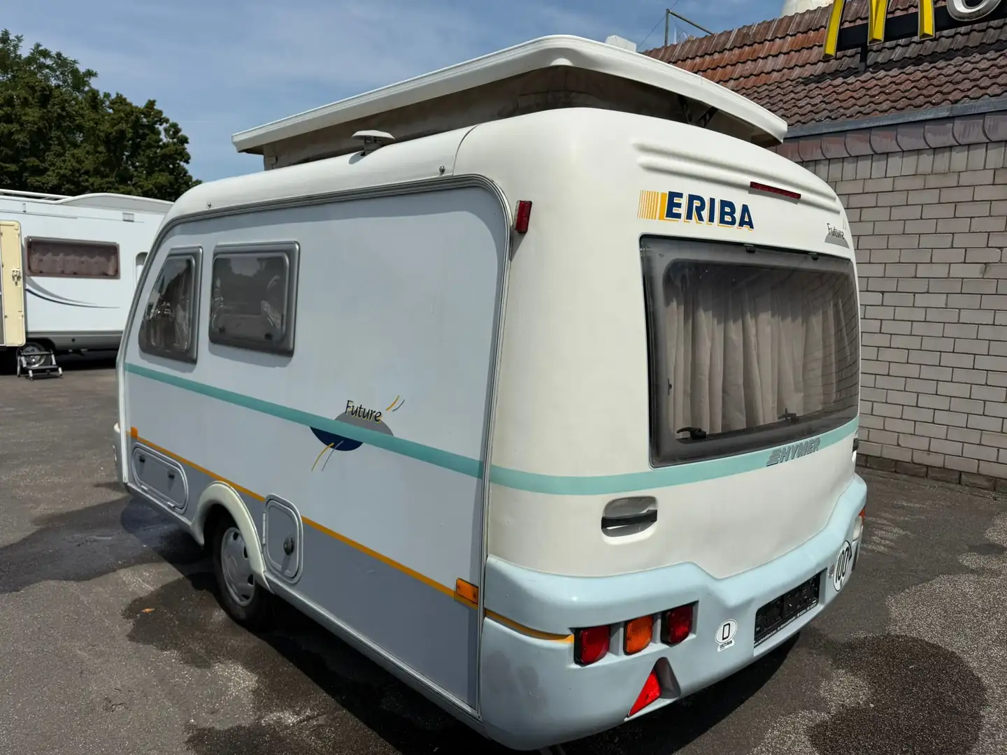 Hymer/Eriba Future 430 - 2 Sitzgruppen - 2