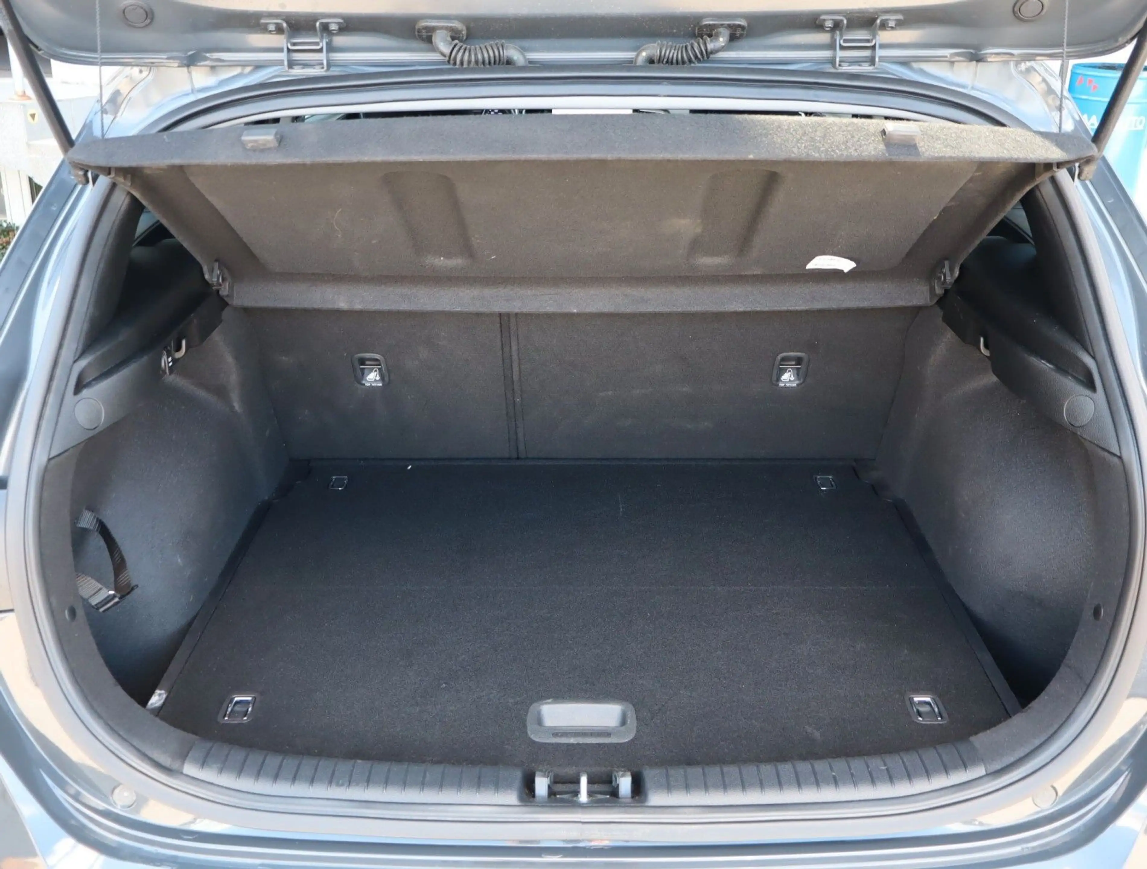 Kia Ceed / cee'd Ceed 1.5T-GDI Spirit Navi+Winterpaket+RF-Cam — photo 11