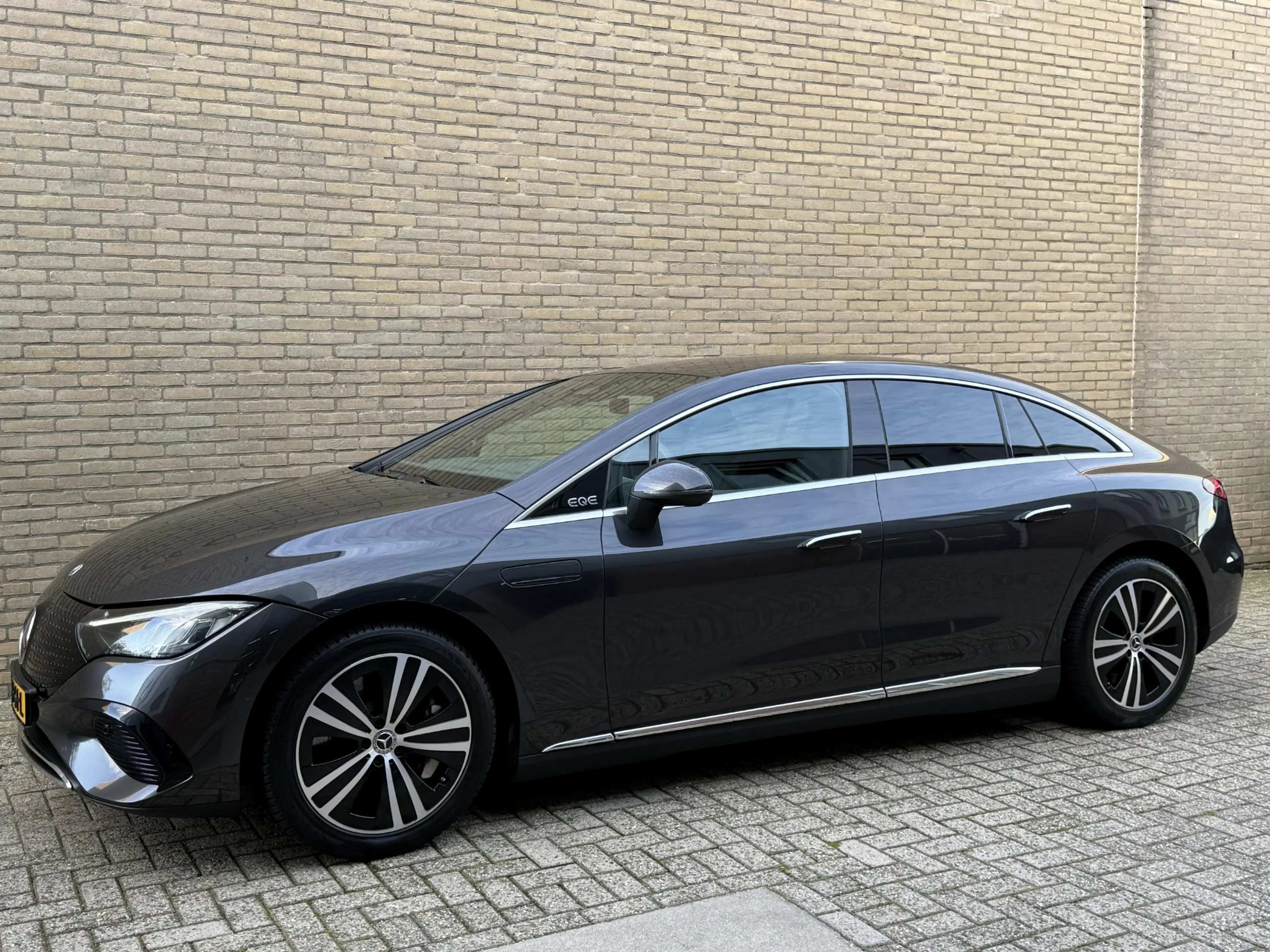 Mercedes-Benz EQE 300 89 kWh | SOH 95% | Lederen bekleding | Sfeerverlic — photo 48