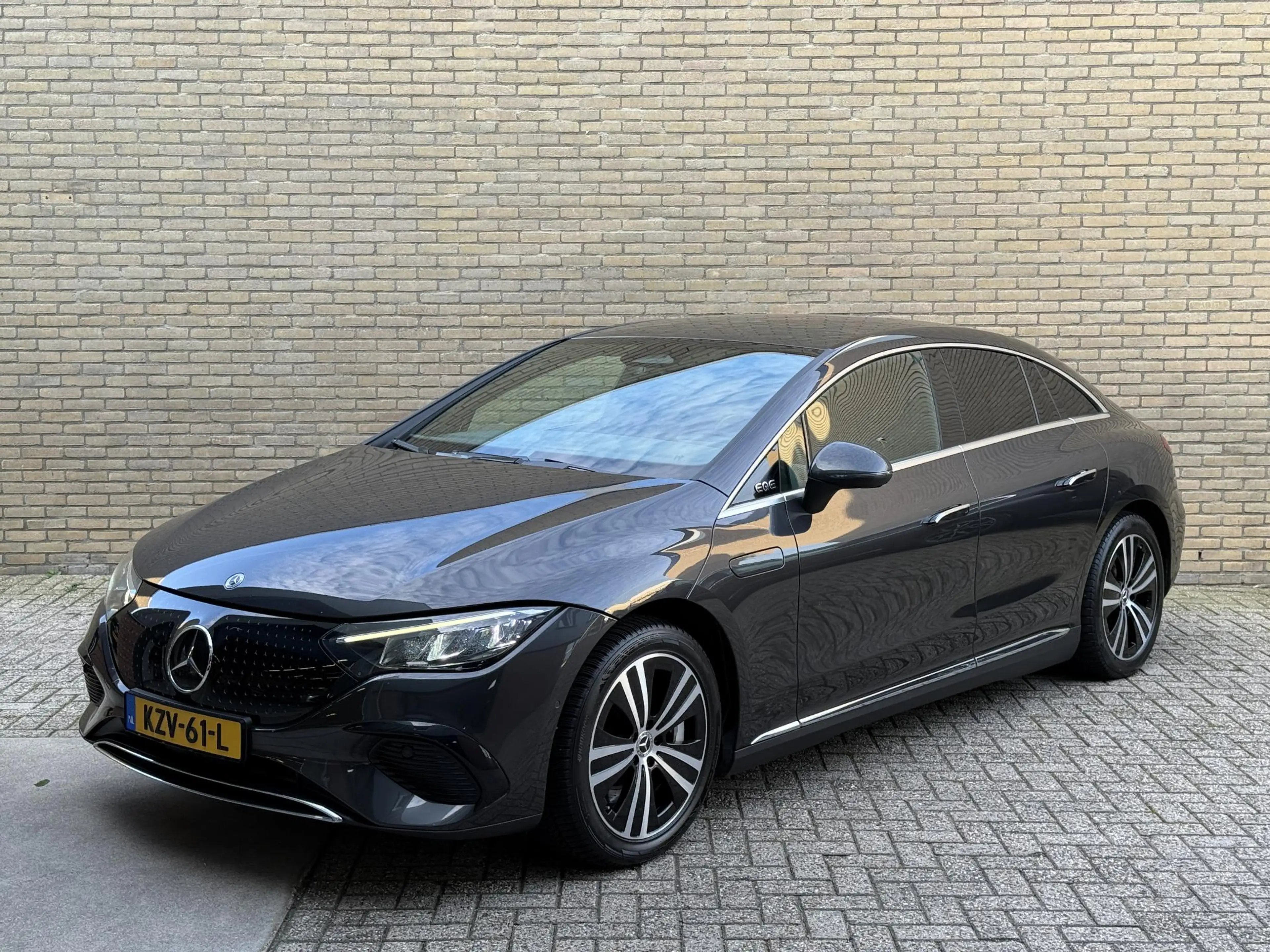 Mercedes-Benz EQE 300 89 kWh | SOH 95% | Lederen bekleding | Sfeerverlic — photo 47