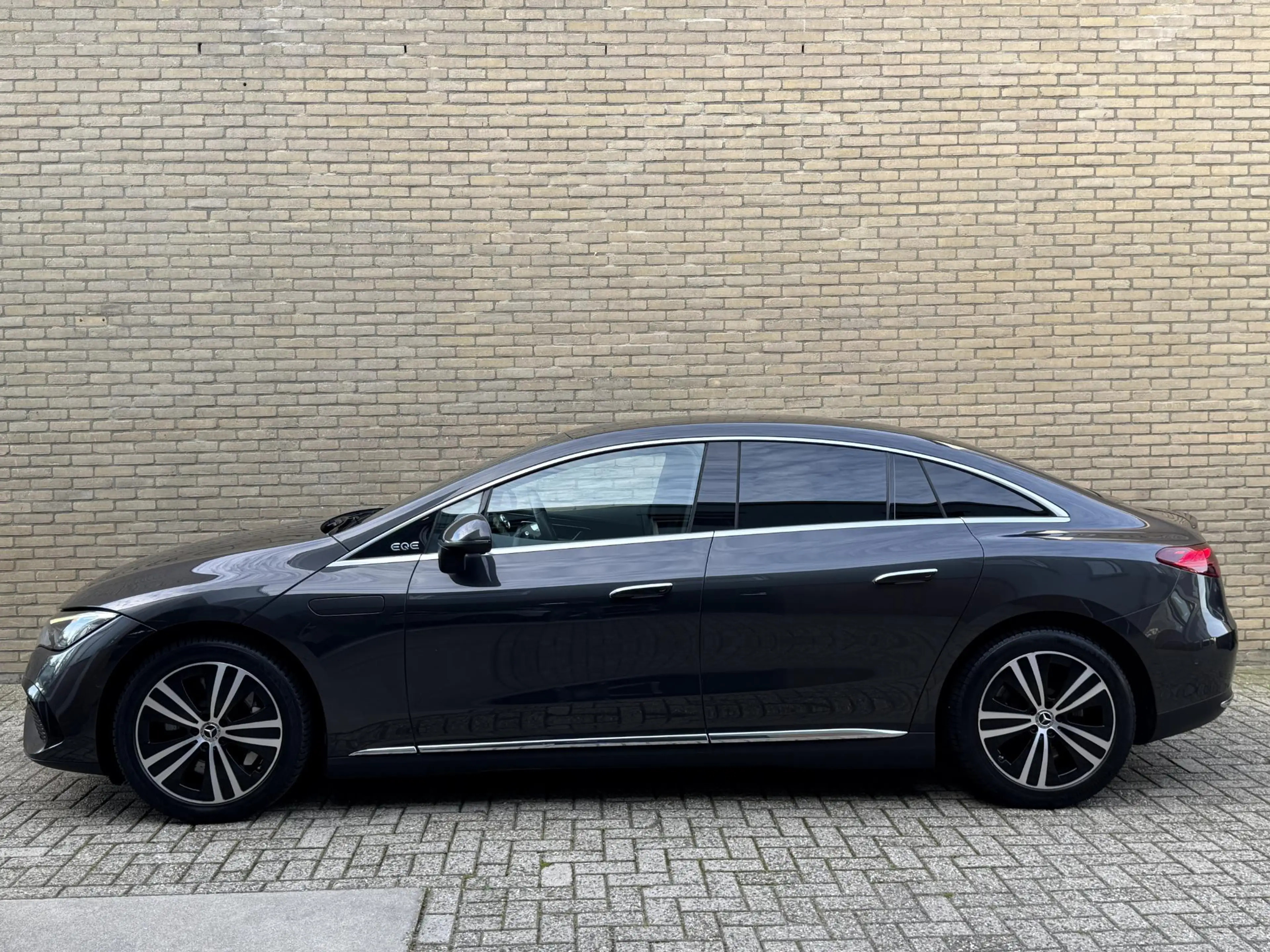 Mercedes-Benz EQE 300 89 kWh | SOH 95% | Lederen bekleding | Sfeerverlic — photo 49