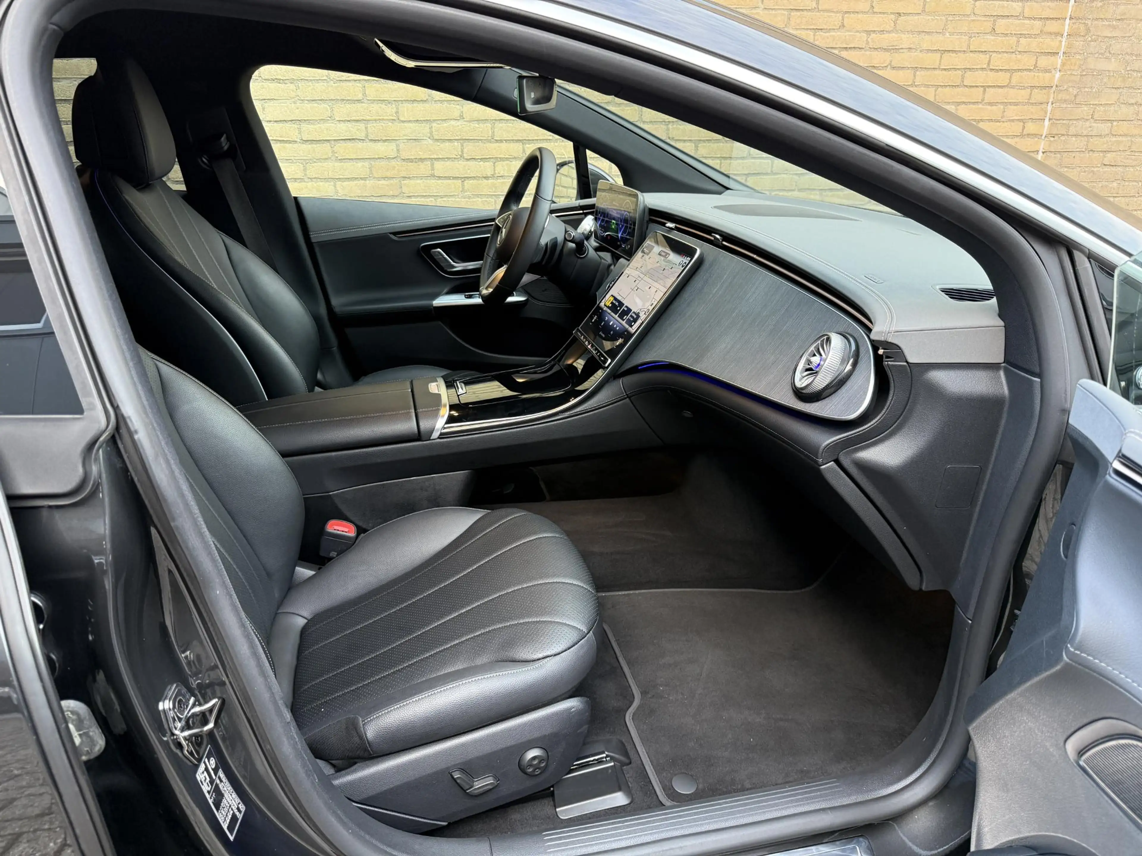 Mercedes-Benz EQE 300 89 kWh | SOH 95% | Lederen bekleding | Sfeerverlic — photo 24
