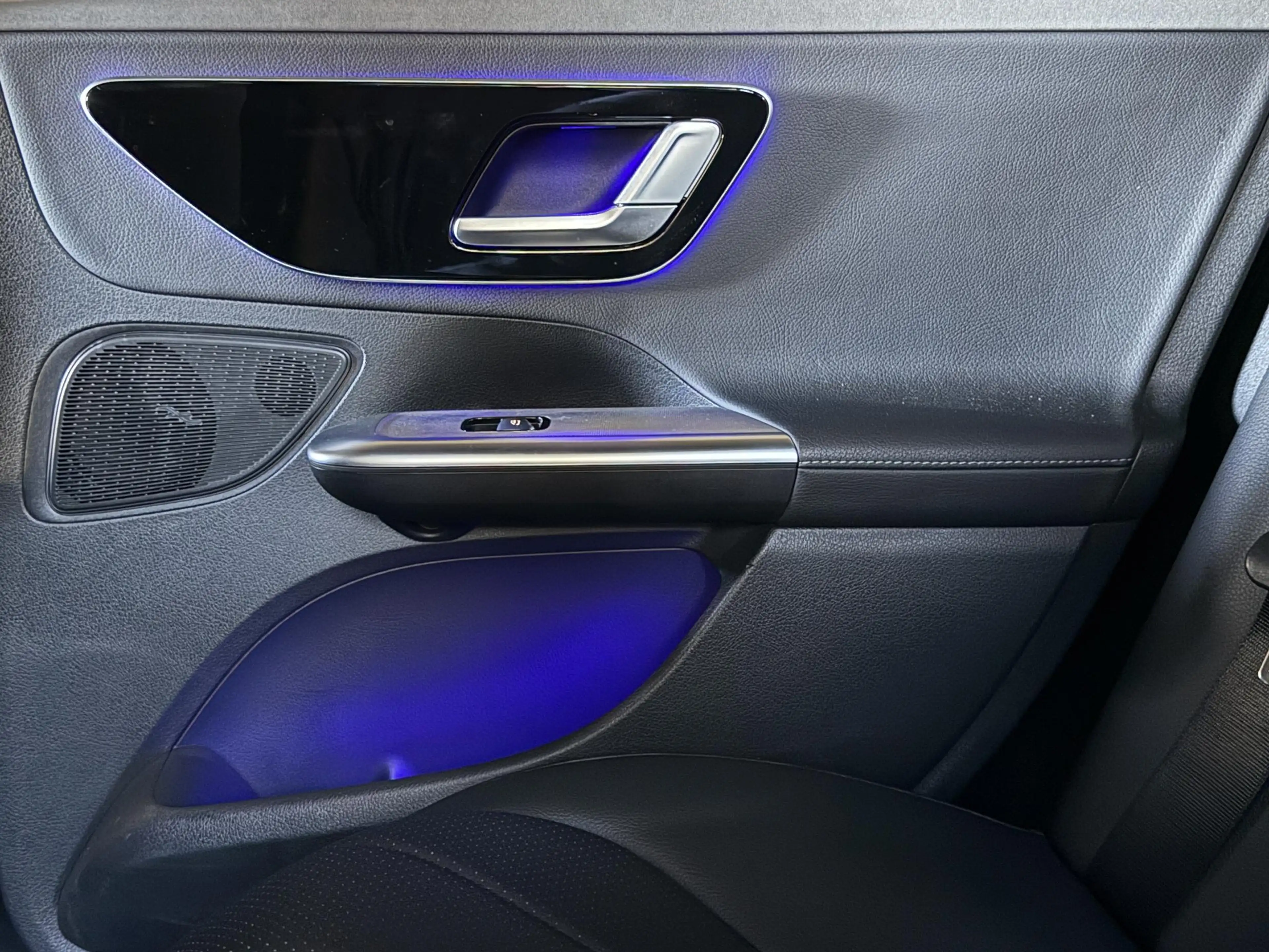 Mercedes-Benz EQE 300 89 kWh | SOH 95% | Lederen bekleding | Sfeerverlic — photo 40
