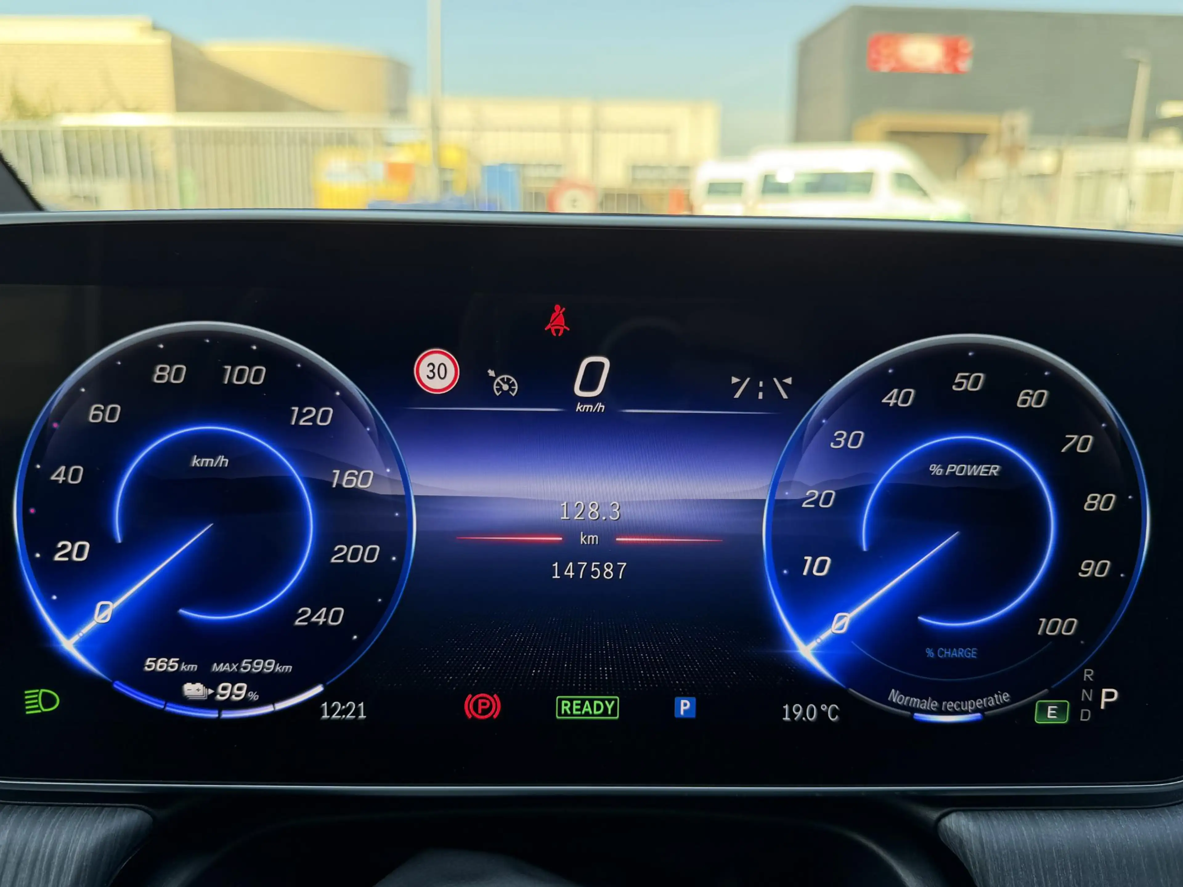 Mercedes-Benz EQE 300 89 kWh | SOH 95% | Lederen bekleding | Sfeerverlic — photo 4