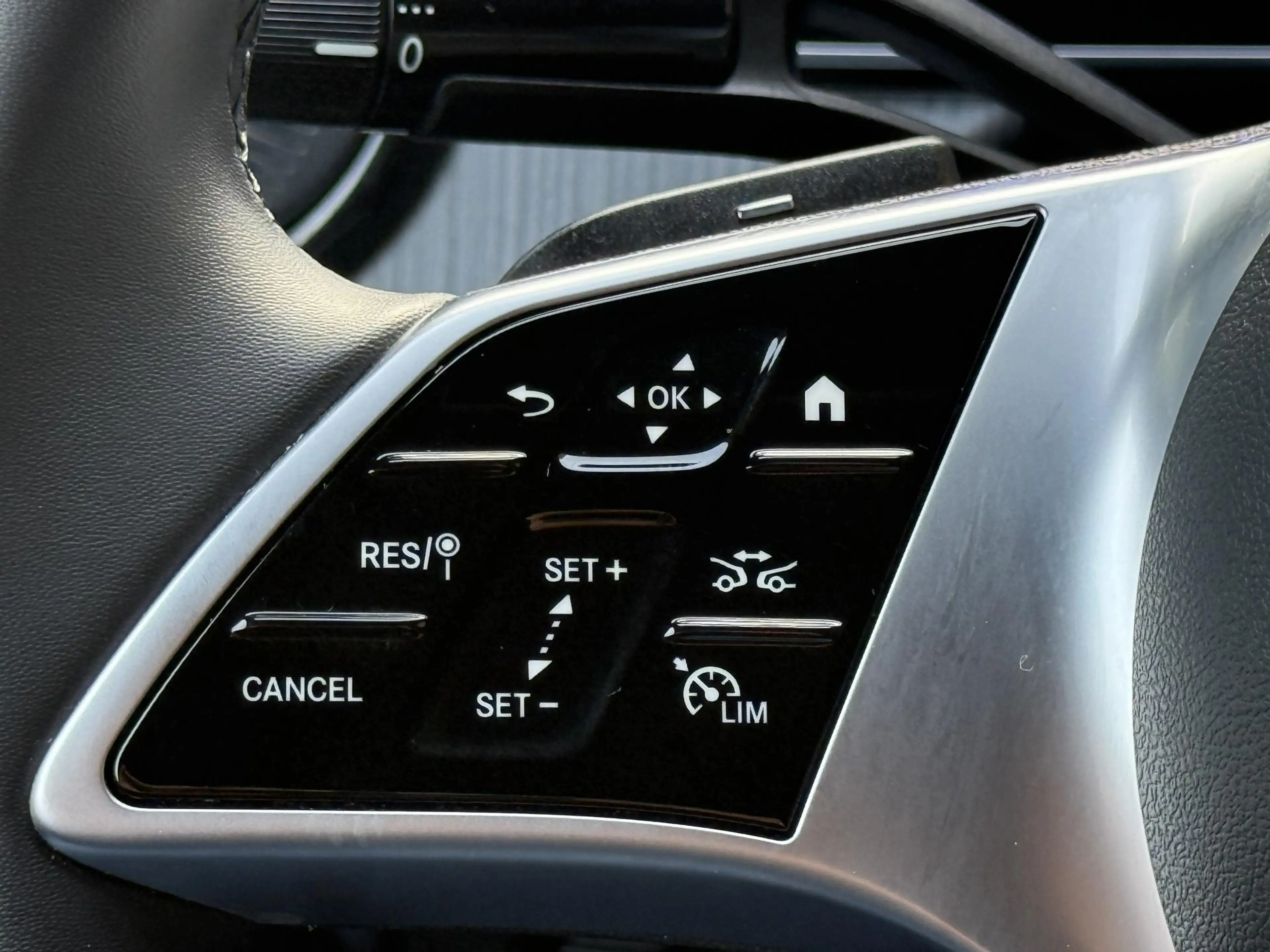 Mercedes-Benz EQE 300 89 kWh | SOH 95% | Lederen bekleding | Sfeerverlic — photo 31