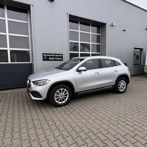 Mercedes-Benz GLA 250 GLA e (247.786)