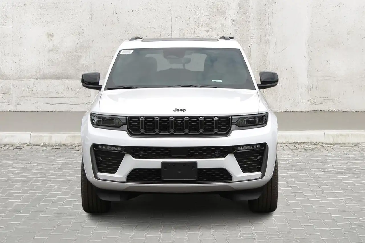 Jeep Grand Cherokee снимка Jeep Grand Cherokee