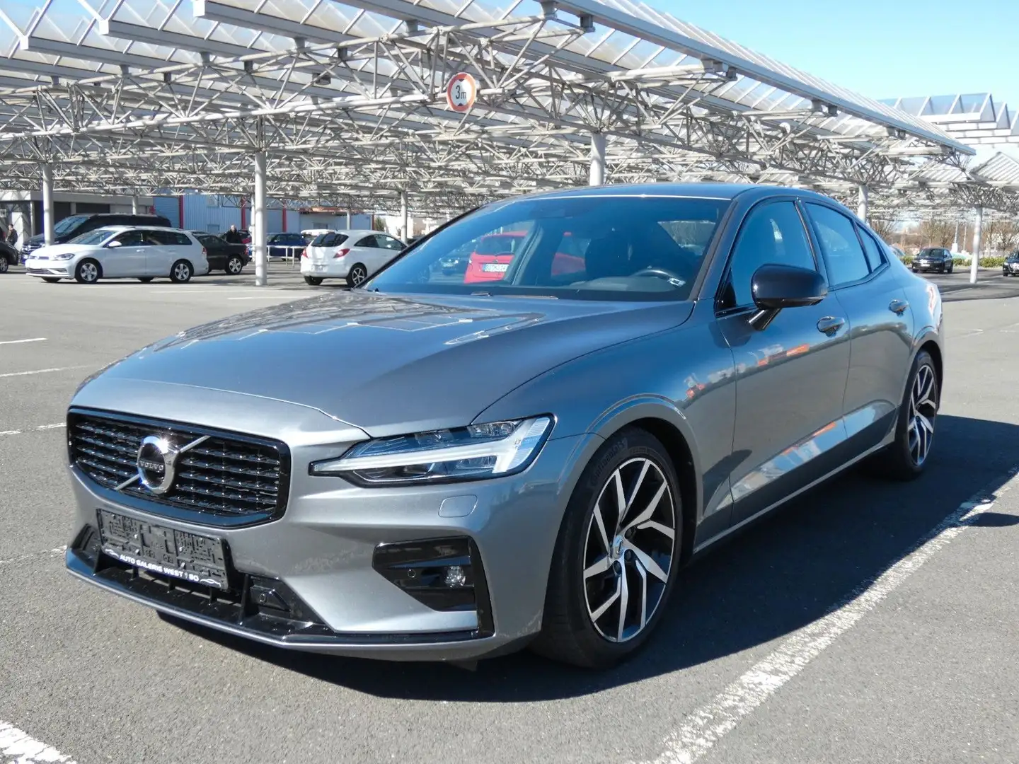 Volvo S60 R Design*Navi*Kamera*Voll*1.Hand* Gris - 1