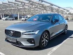 Volvo S60 R Design*Navi*Kamera*Voll*1.Hand*