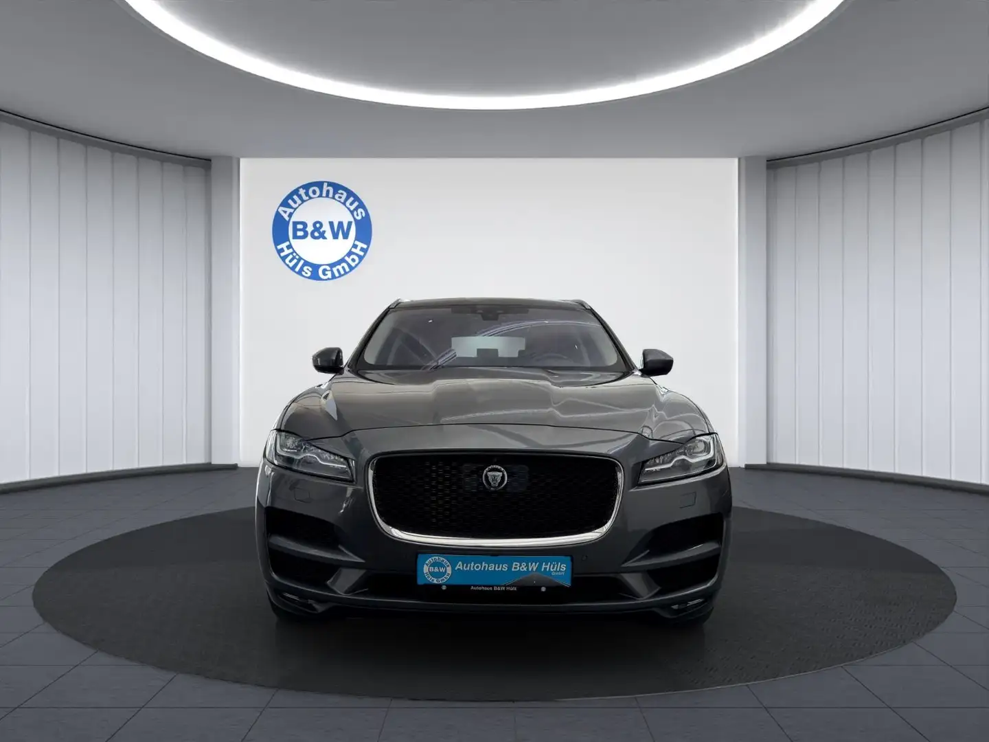 Jaguar F-Pace F-PACE Portfolio AWD LED*NAVI*LEDER*HEAD-UP*GSD Grijs - 2