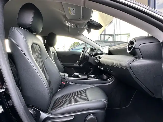 Mercedes-Benz CLA view 14