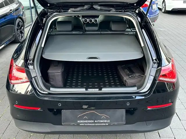 Mercedes-Benz CLA view 8
