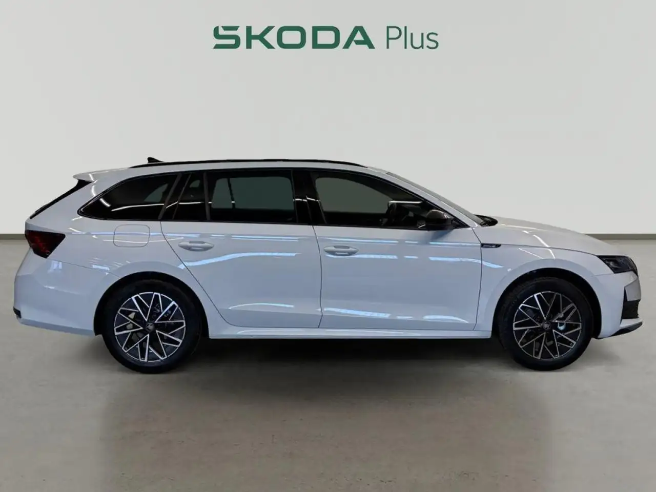 Skoda Octavia 2026 — фото 10